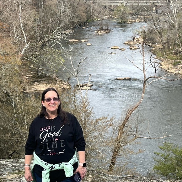 Meet your Posher, Elizabeth - Picture 6 of 7